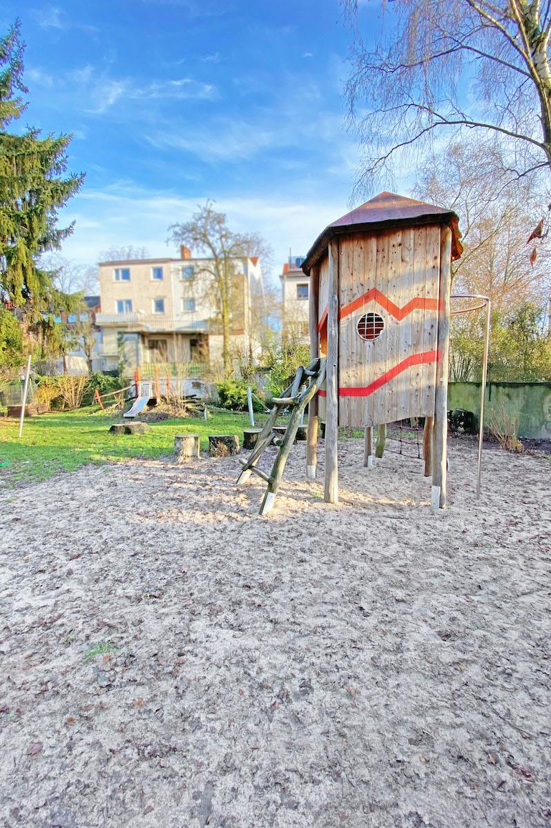 kindergarten_spieplatz.jpg