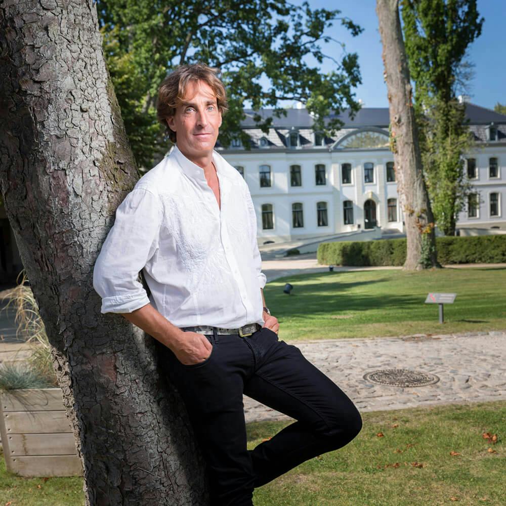 jan-henric-buettner-image1.jpg